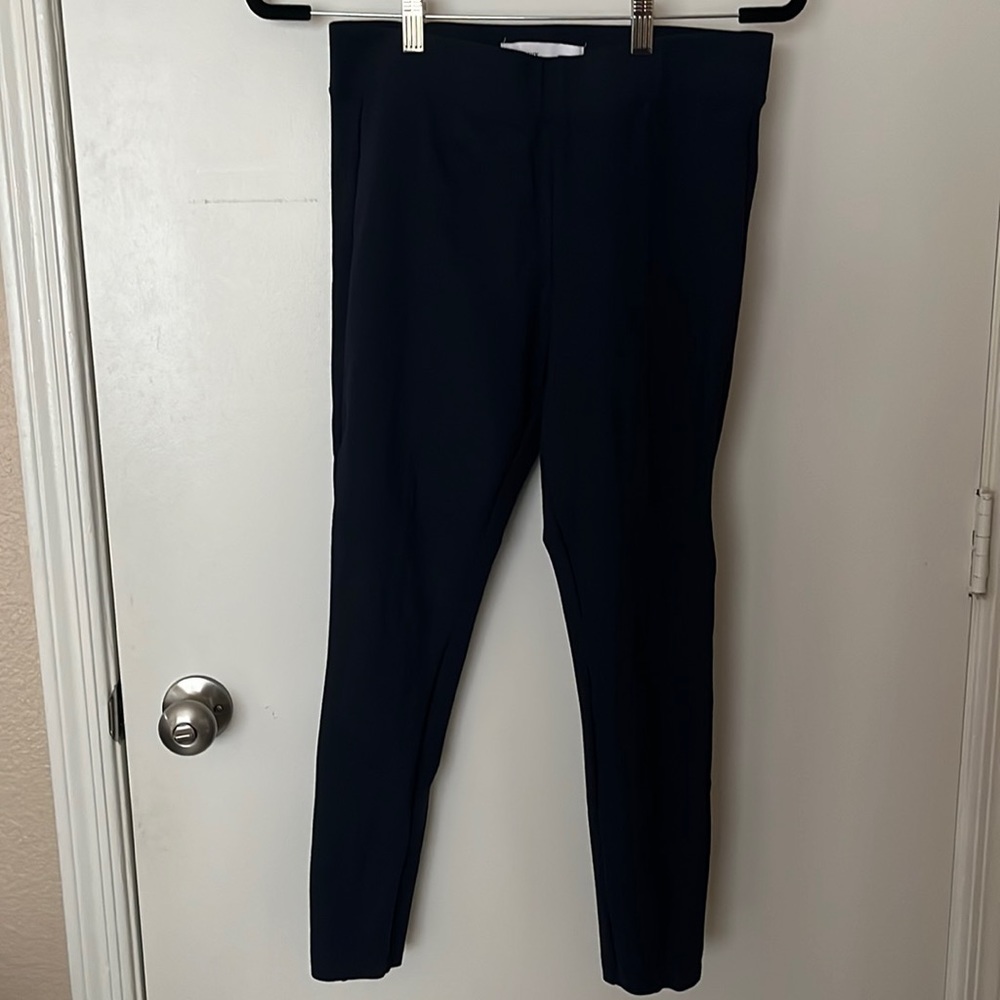 Old navy Stevie slacks size medium color Navy